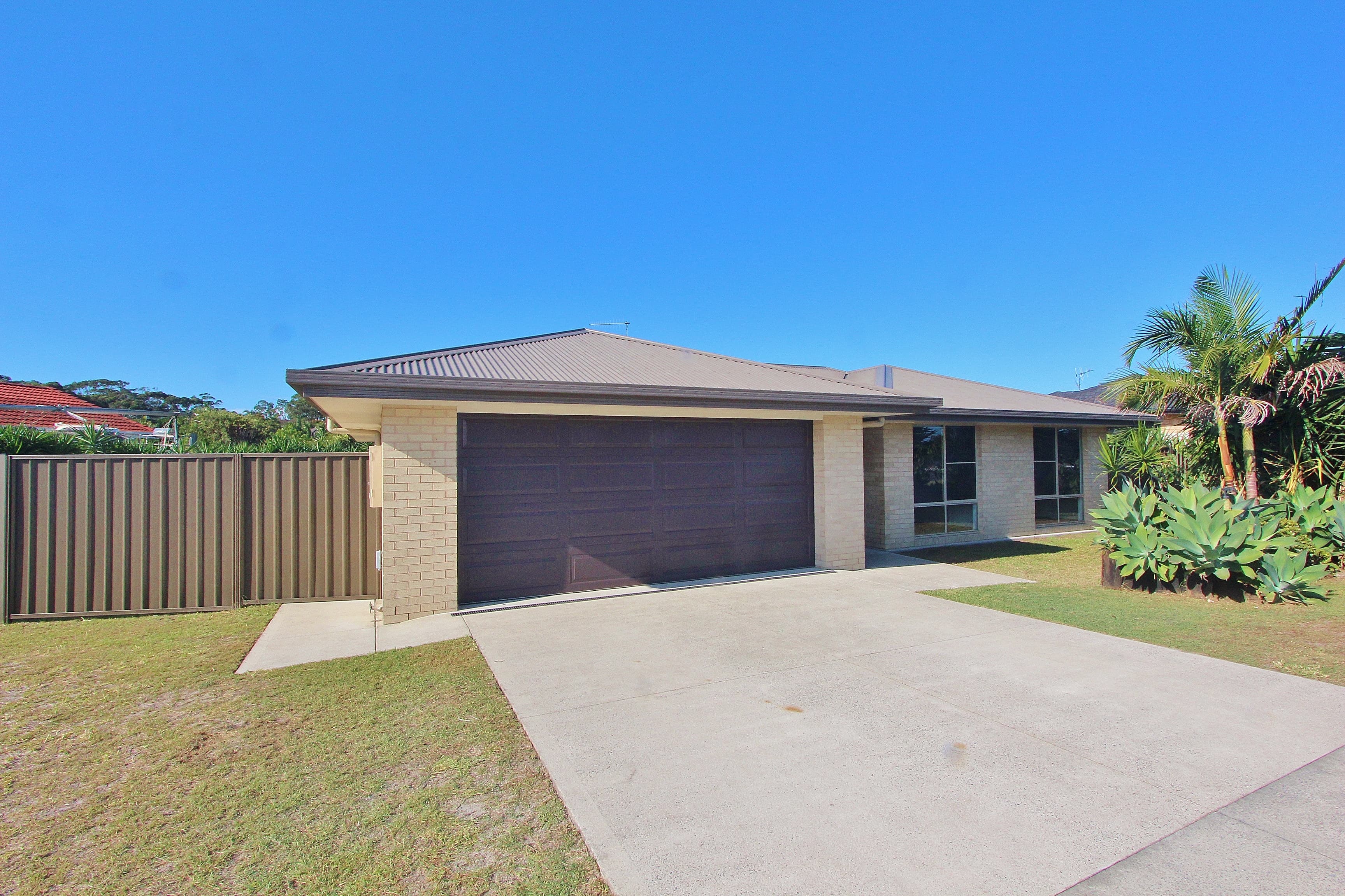4 Alexander Close, Dunbogan, Dunbogan - Image 1