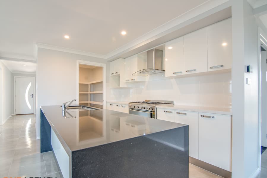 23 Camellia Place, Orange, Orange - Thumbnail 2