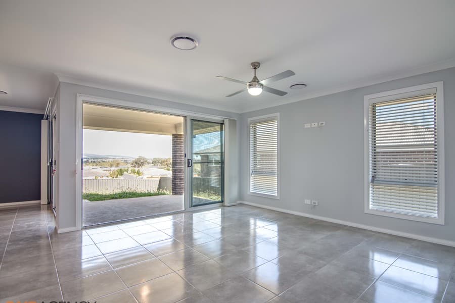 23 Camellia Place, Orange, Orange - Thumbnail 3