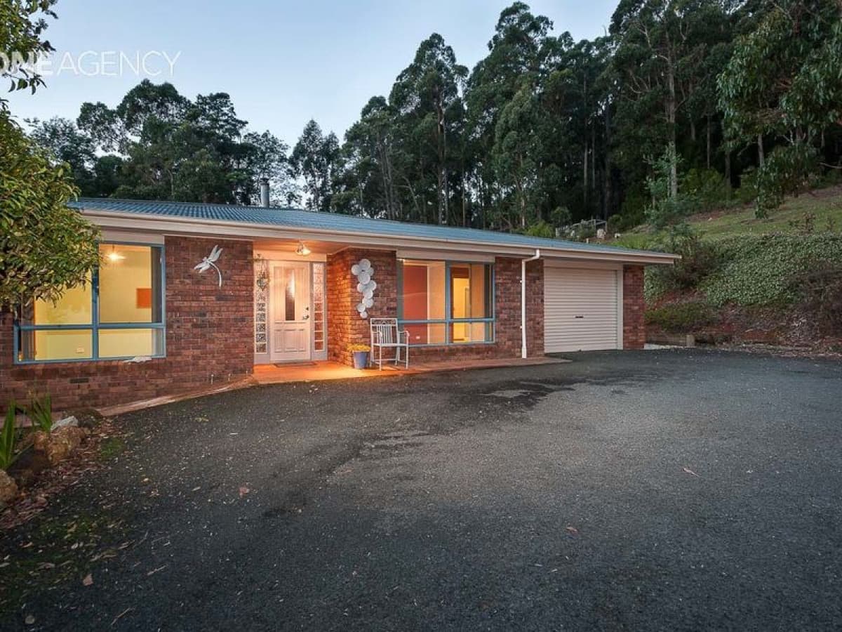 609 Ironcliffe Road, Penguin, Penguin - Thumbnail 2