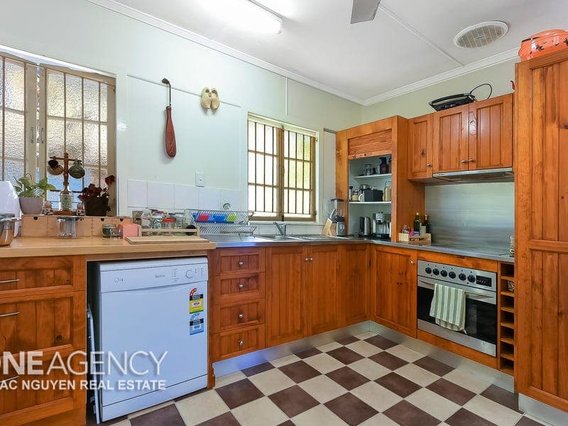 304 Henson Road, Salisbury, Salisbury - Thumbnail 2