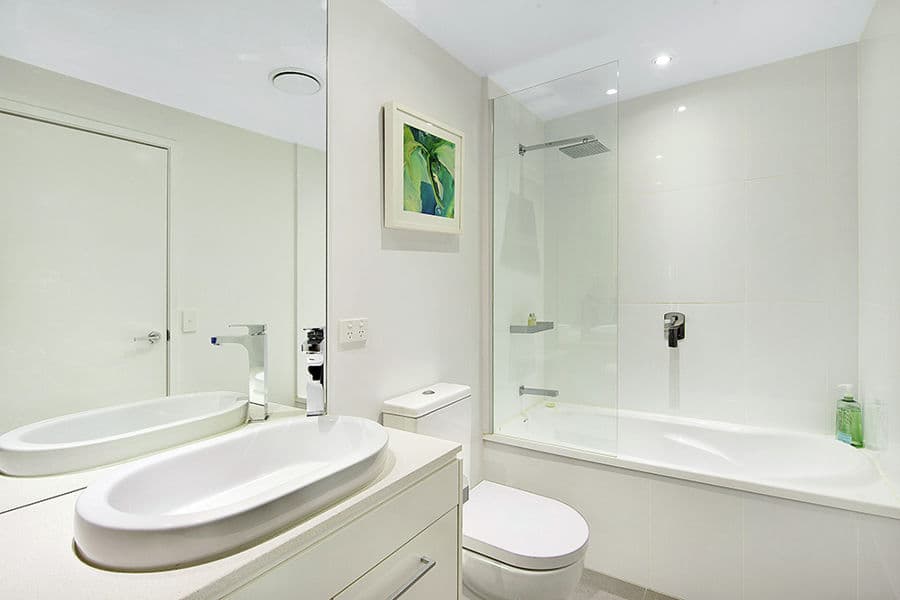 606/20 Labrador Street, Labrador - Thumbnail 4