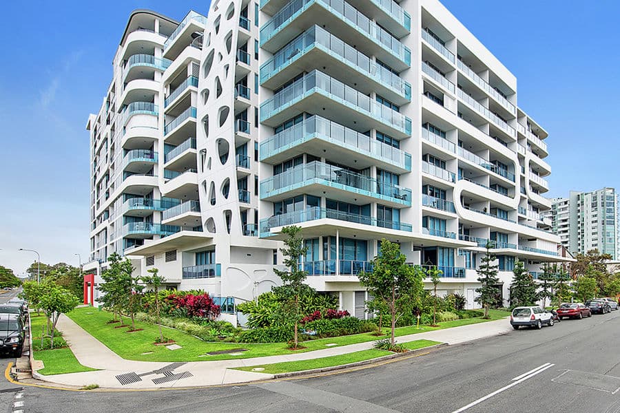 606/20 Labrador Street, Labrador - Image 1