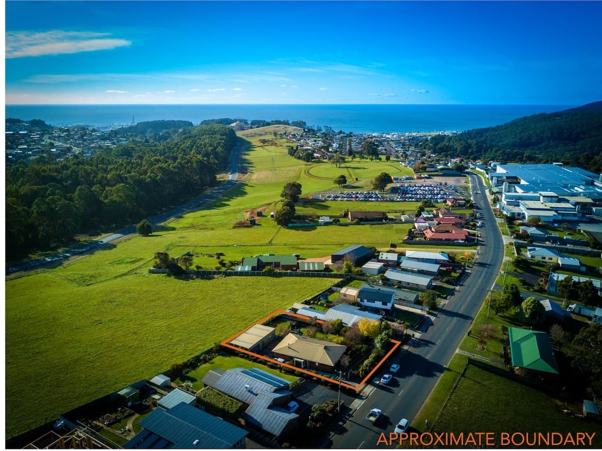 180 Old Surrey Road, Havenview, Havenview - Image 1