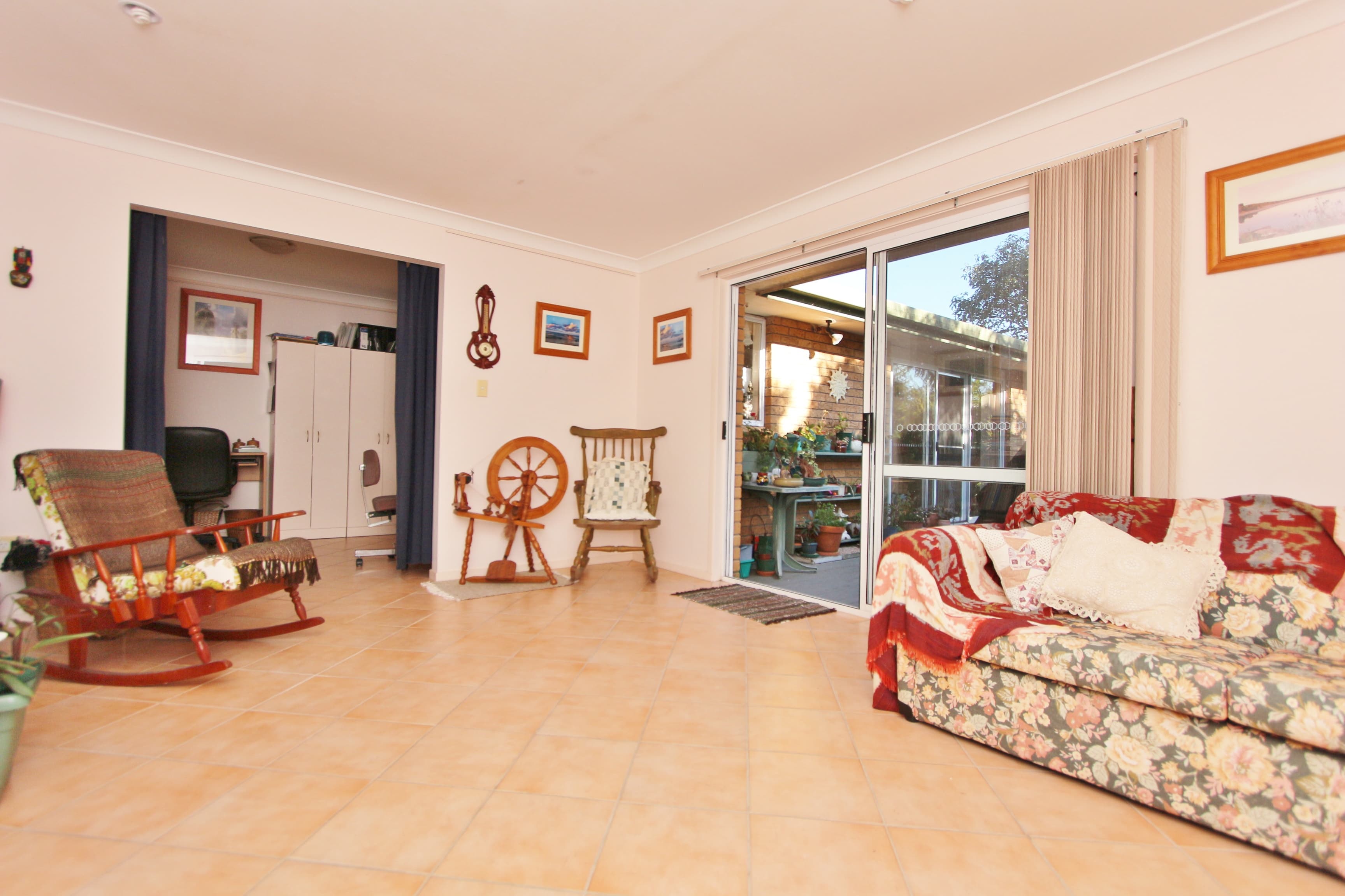 12 Unique Close, Camden Head, Camden Head - Thumbnail 8