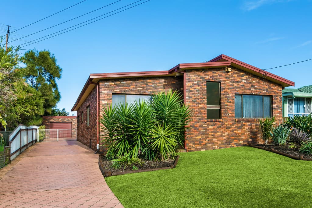 65 Tobruk Avenue, Port Kembla, Port Kembla - Thumbnail 2