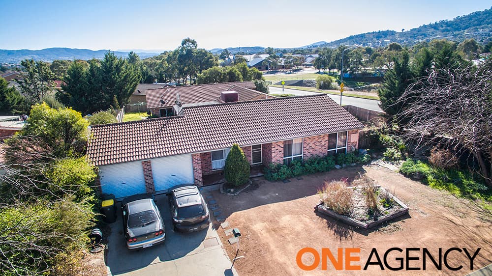 2/2 McLuckie Crescent, Banks, Banks - Image 1