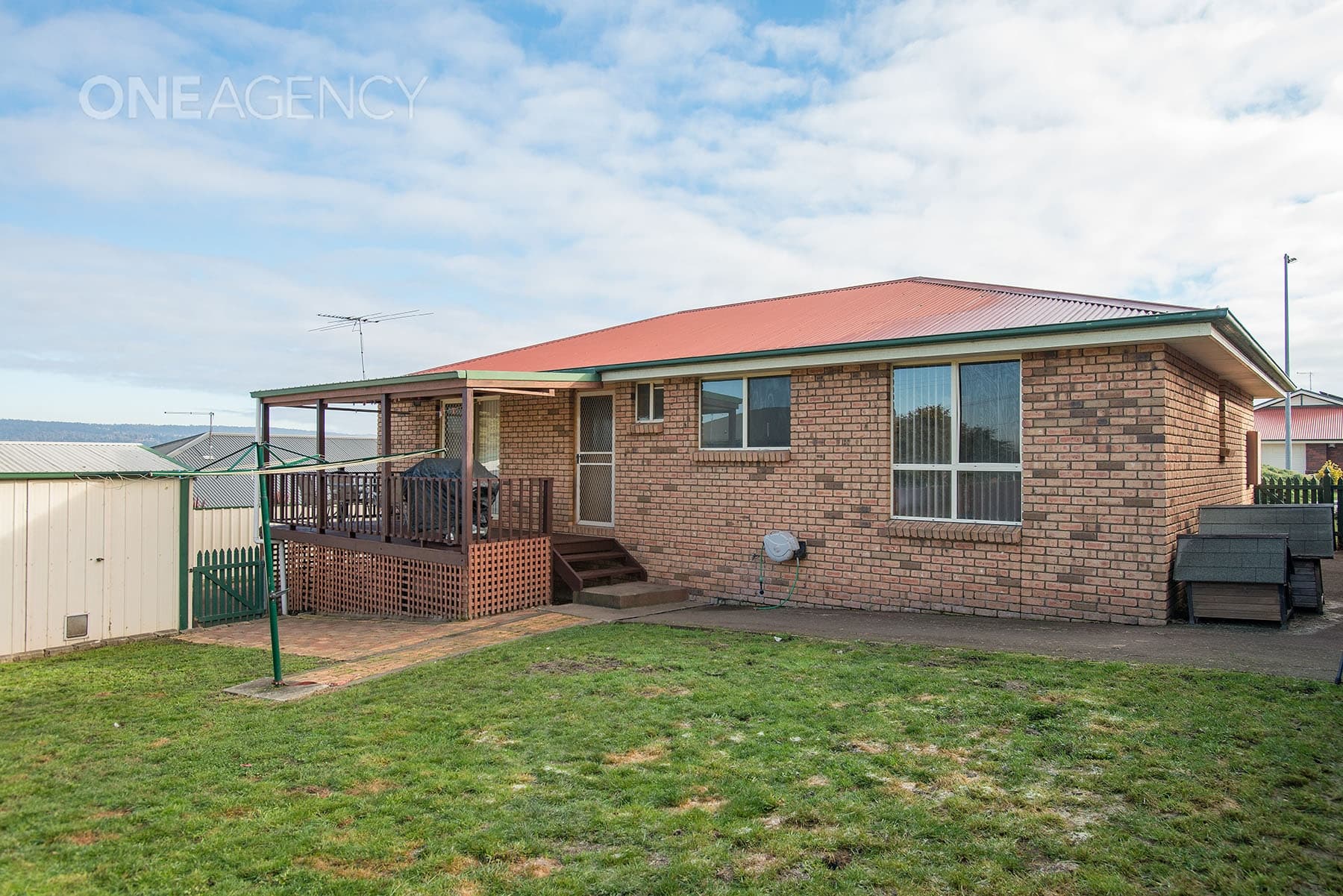 9 Dafnis Drive, Newnham, Newnham - Thumbnail 6