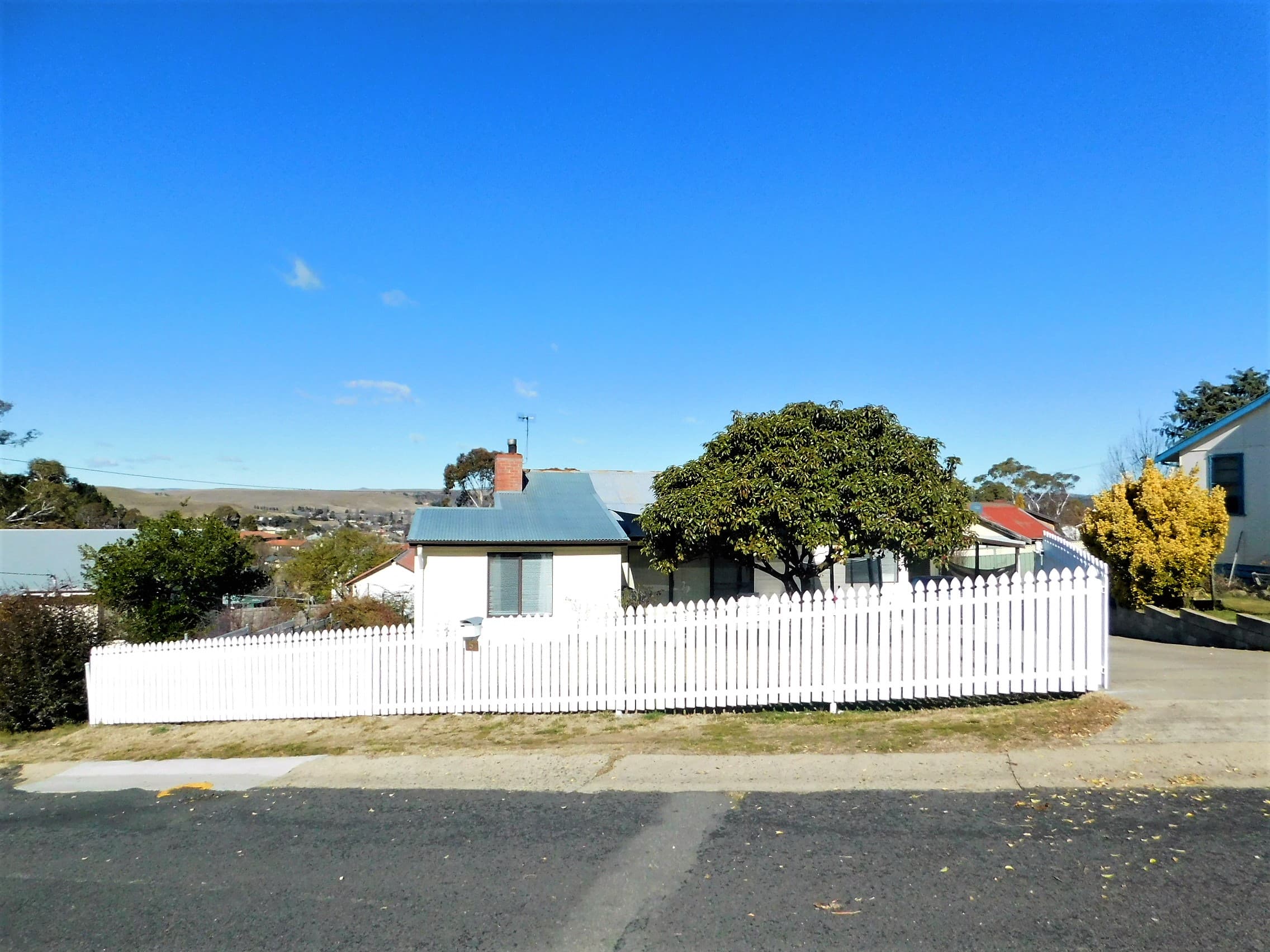 5 Amaroo Street, Cooma, Cooma - Thumbnail 2