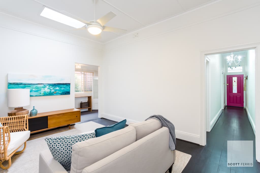 129 Lindsay Street, Hamilton, Hamilton - Thumbnail 2