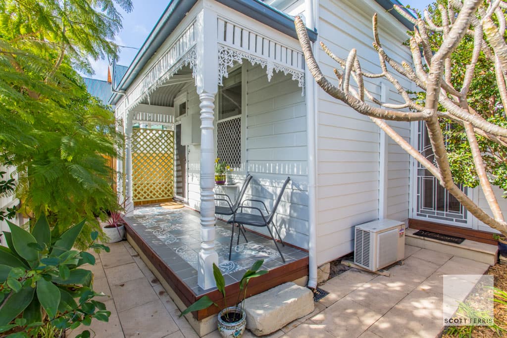 129 Lindsay Street, Hamilton, Hamilton - Thumbnail 3