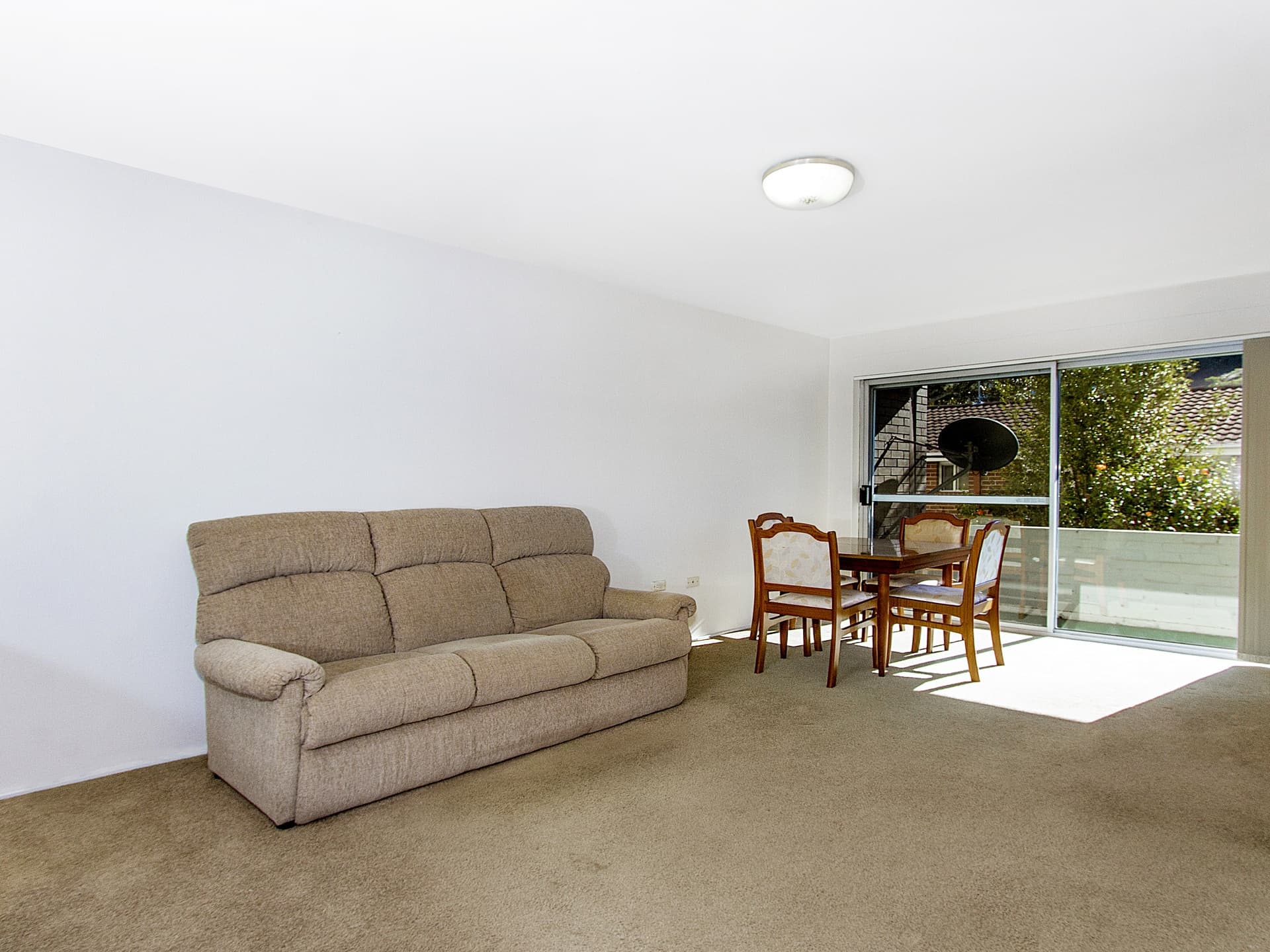3/199 Albany Street, Point Frederick, Point Frederick - Thumbnail 2