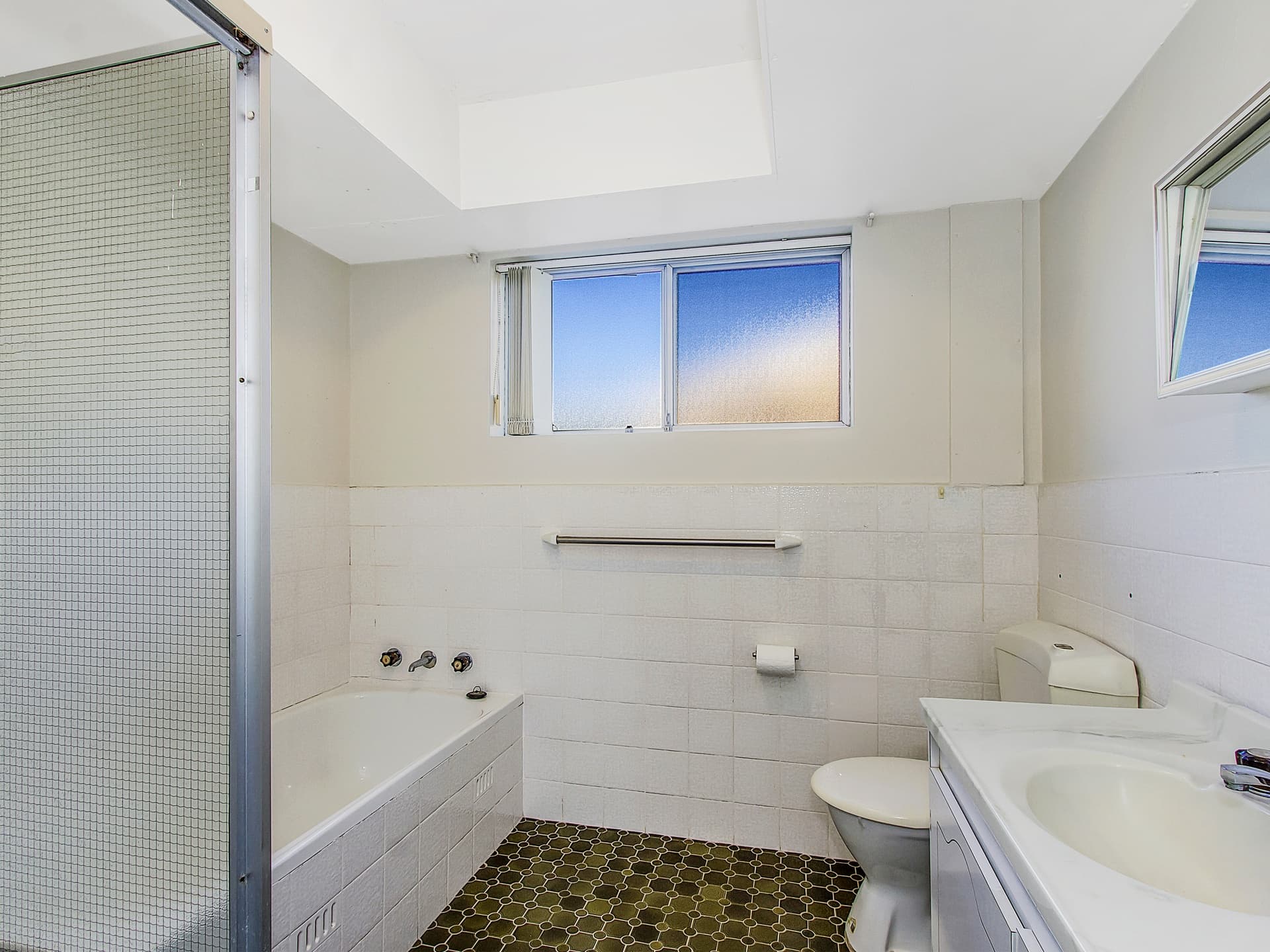 3/199 Albany Street, Point Frederick, Point Frederick - Thumbnail 6