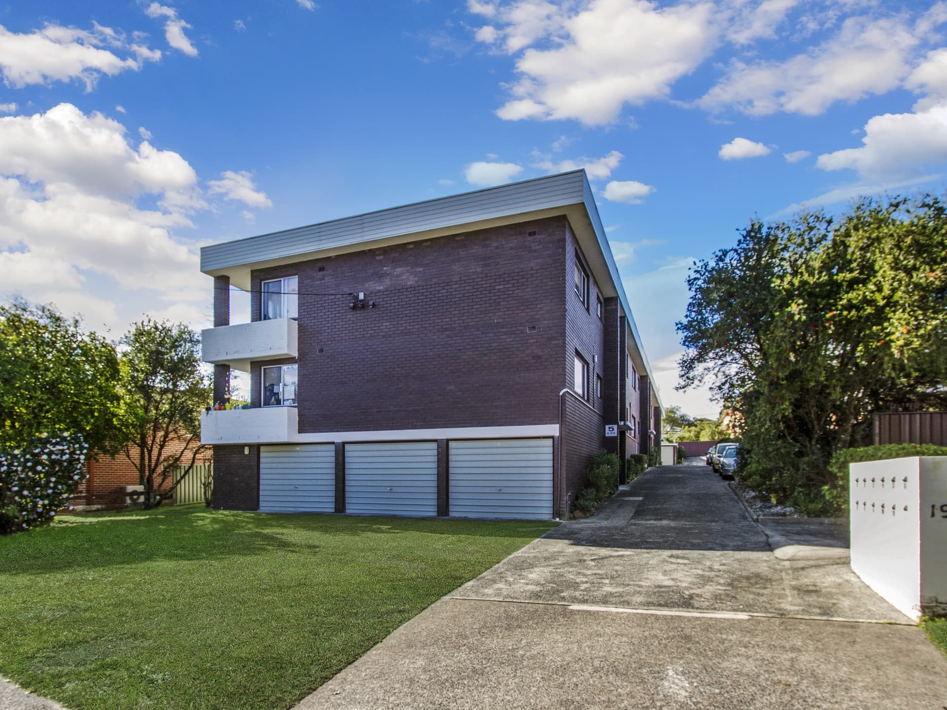 3/199 Albany Street, Point Frederick, Point Frederick - Image 1