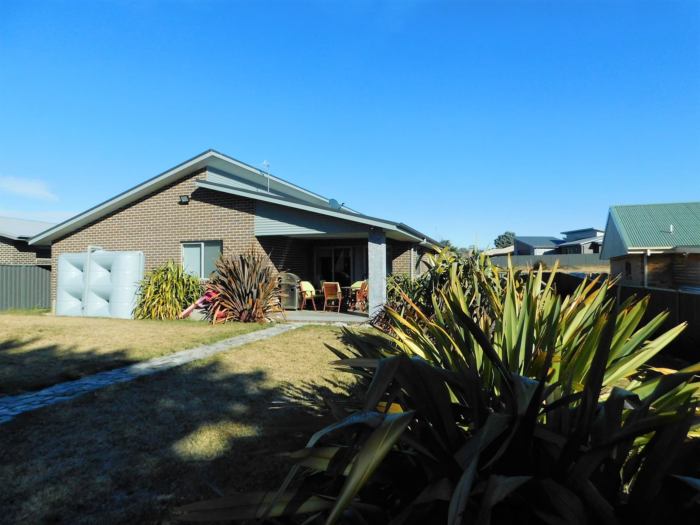 18 East Camp Drive, Cooma, Cooma - Thumbnail 2