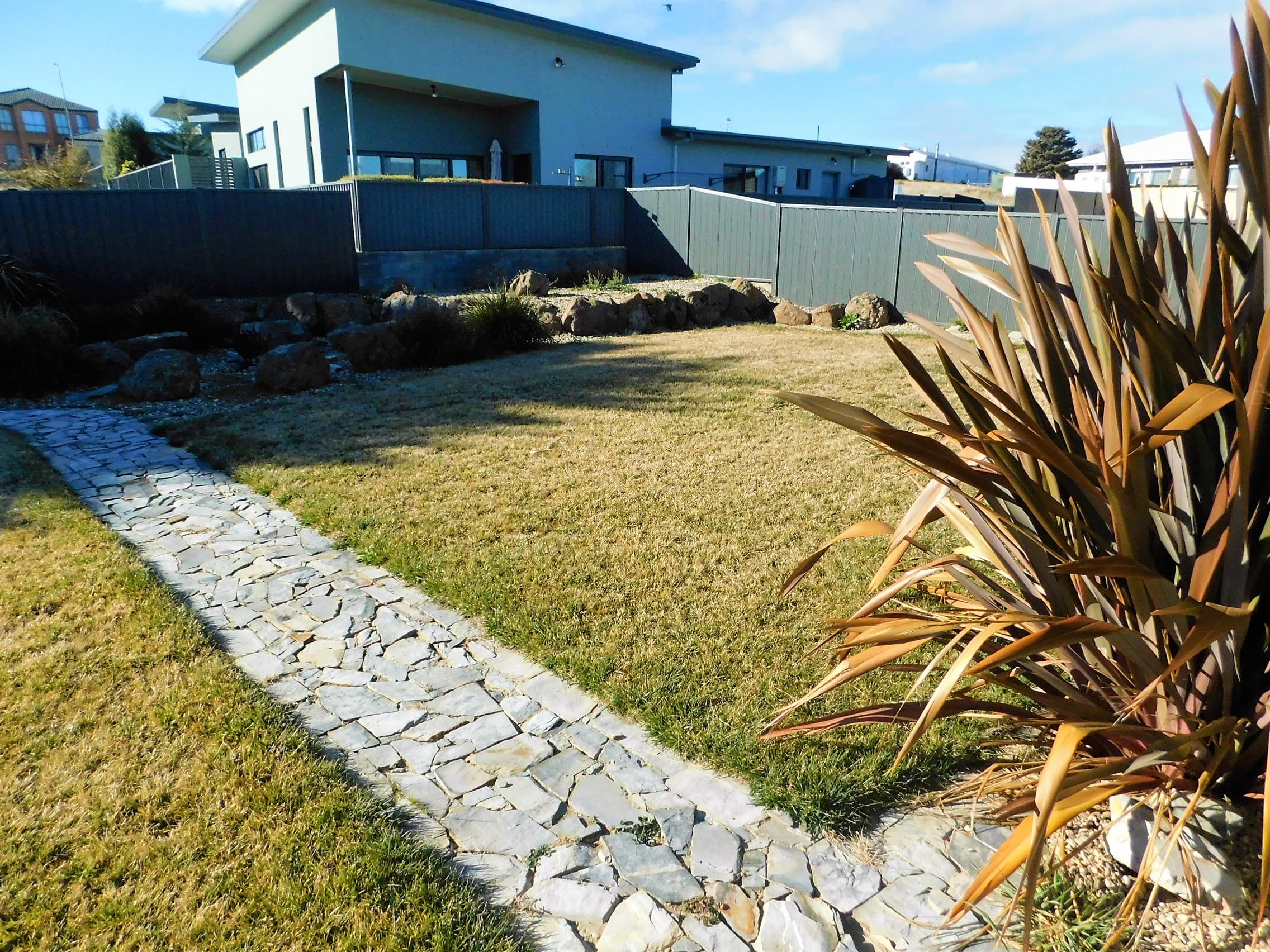 18 East Camp Drive, Cooma, Cooma - Thumbnail 5