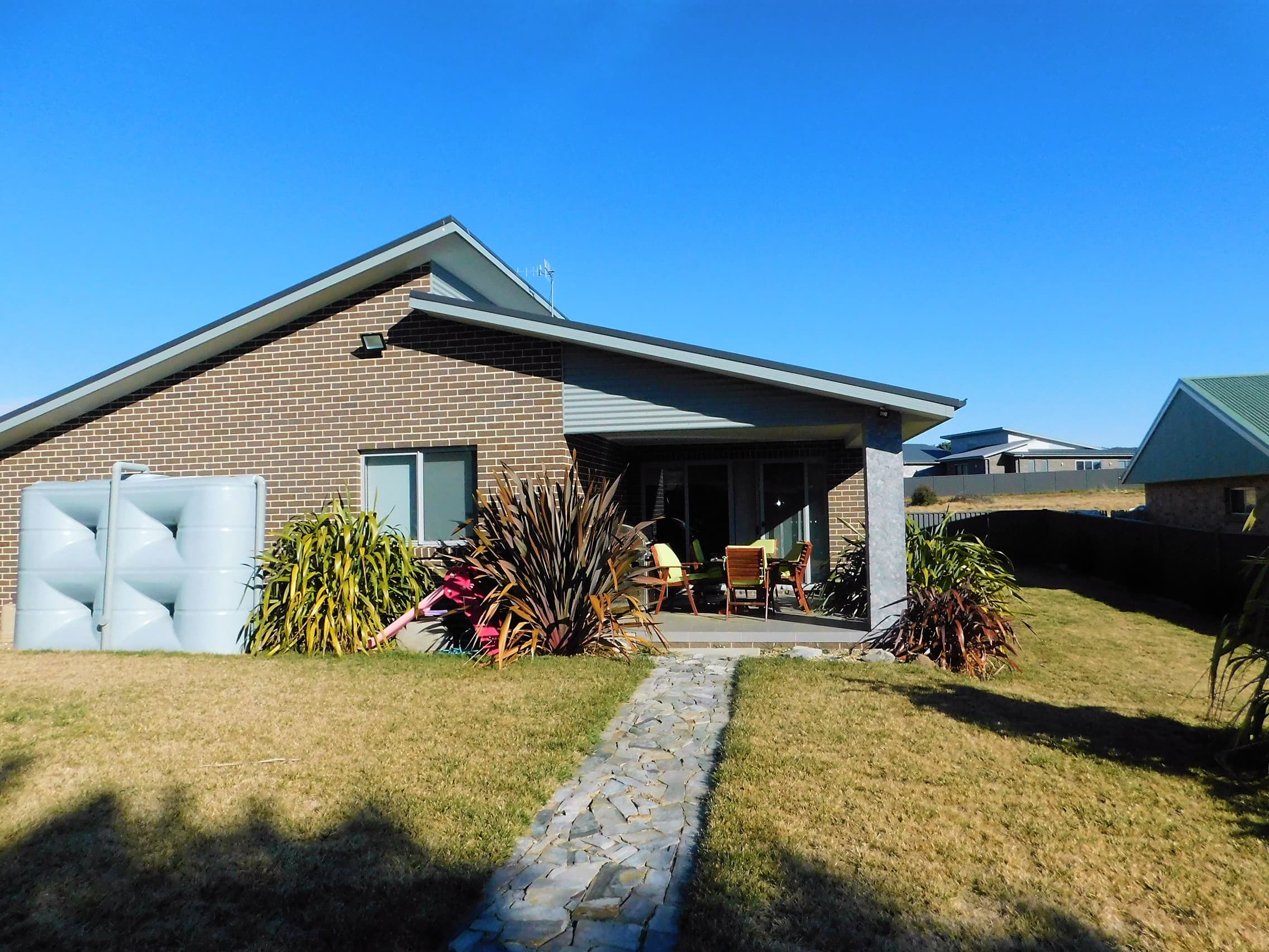 18 East Camp Drive, Cooma, Cooma - Thumbnail 6