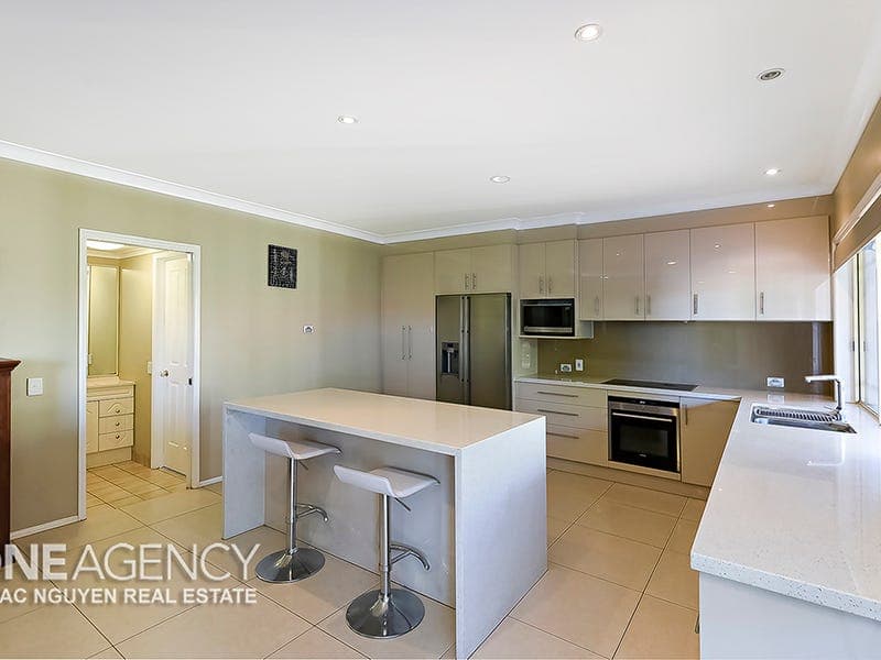 12 Vantage Close, Belmont, Belmont - Thumbnail 5