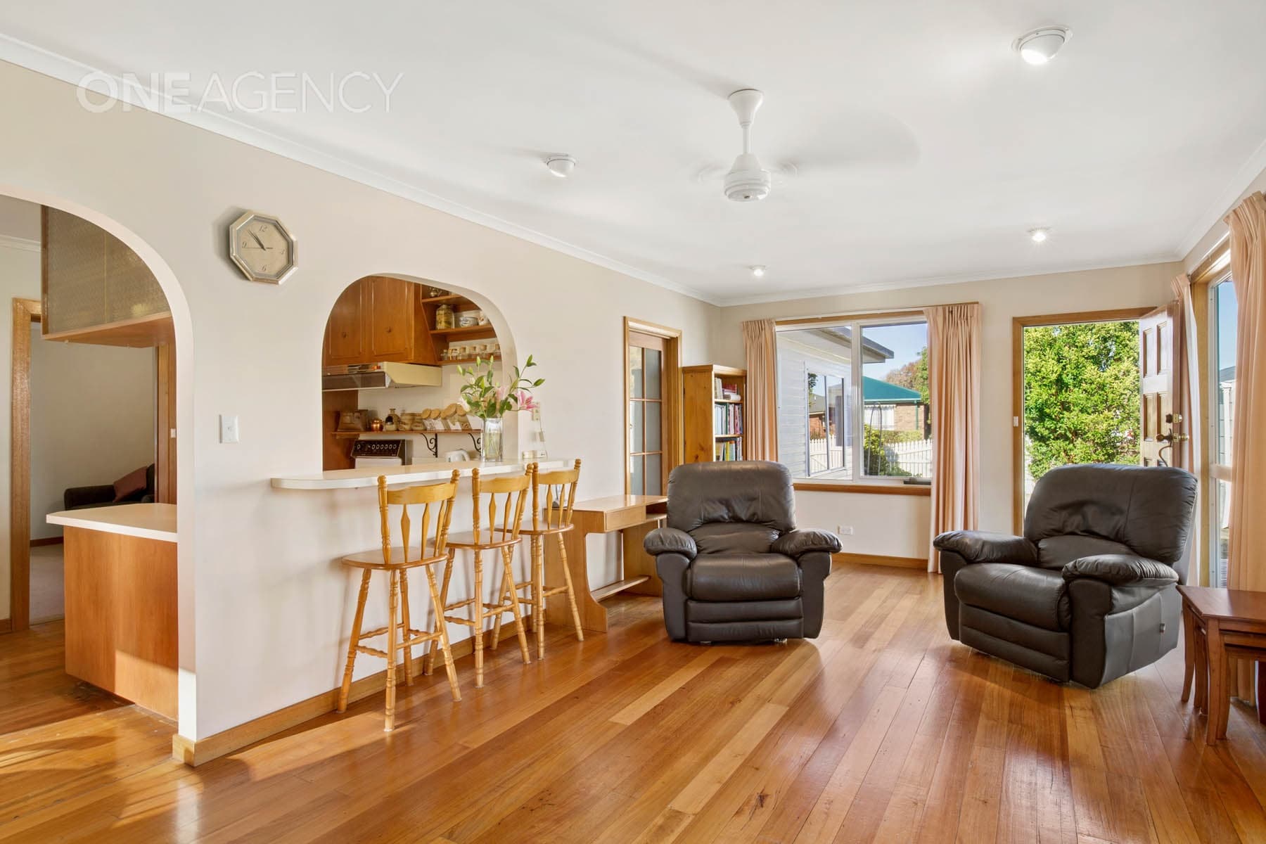 60 Franklin Street, Westbury, Westbury - Thumbnail 3