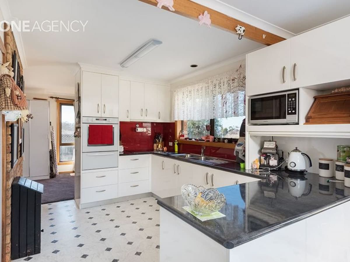 31 Westland Drive, West Ulverstone, West Ulverstone - Thumbnail 4