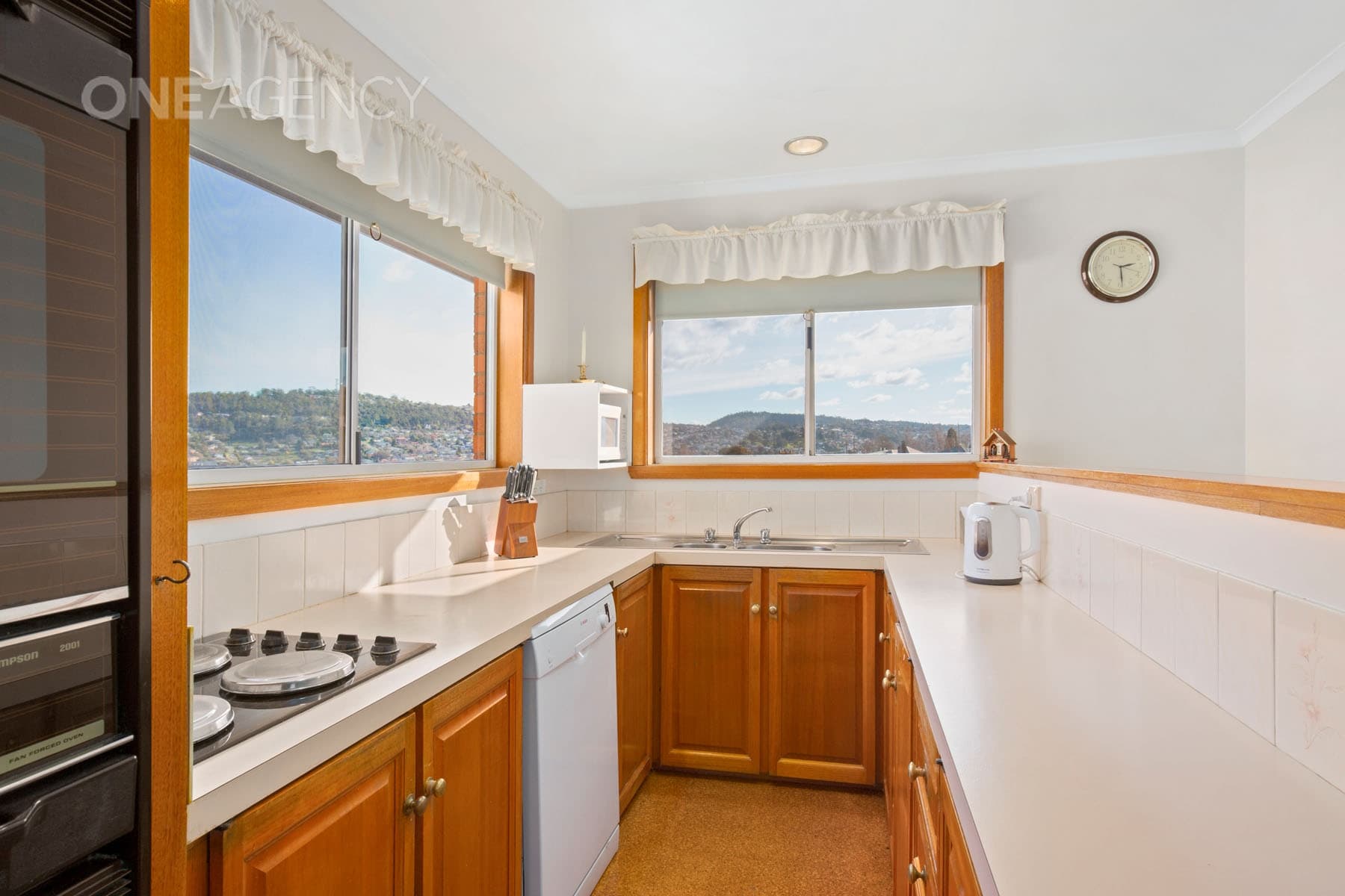 10 Chungon Crescent, South Launceston, South Launceston - Thumbnail 8