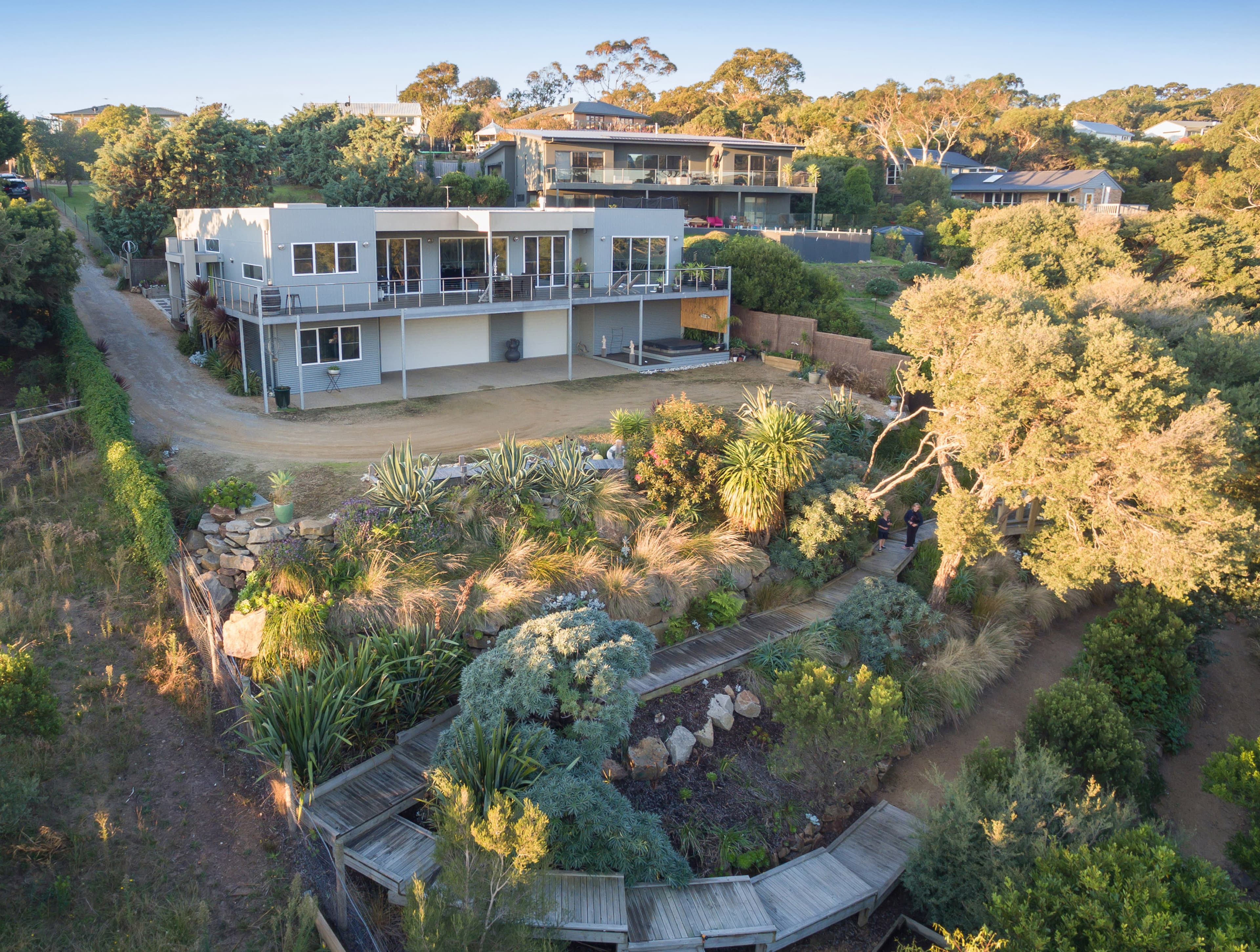 6 Fairbairn Avenue, Mount Martha, Mount Martha - Thumbnail 4
