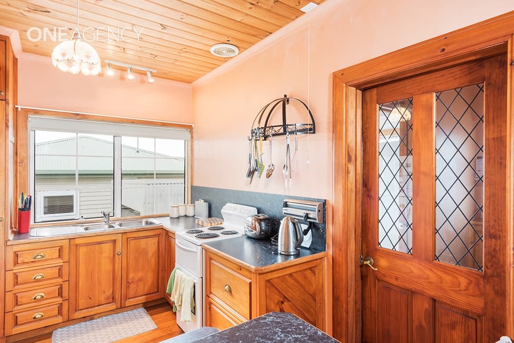 35 Elizabeth Street, Montello, Montello - Thumbnail 4