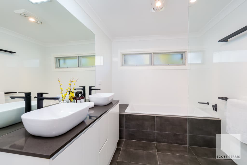 1 Westwood Avenue, Adamstown Heights, Adamstown Heights - Thumbnail 3