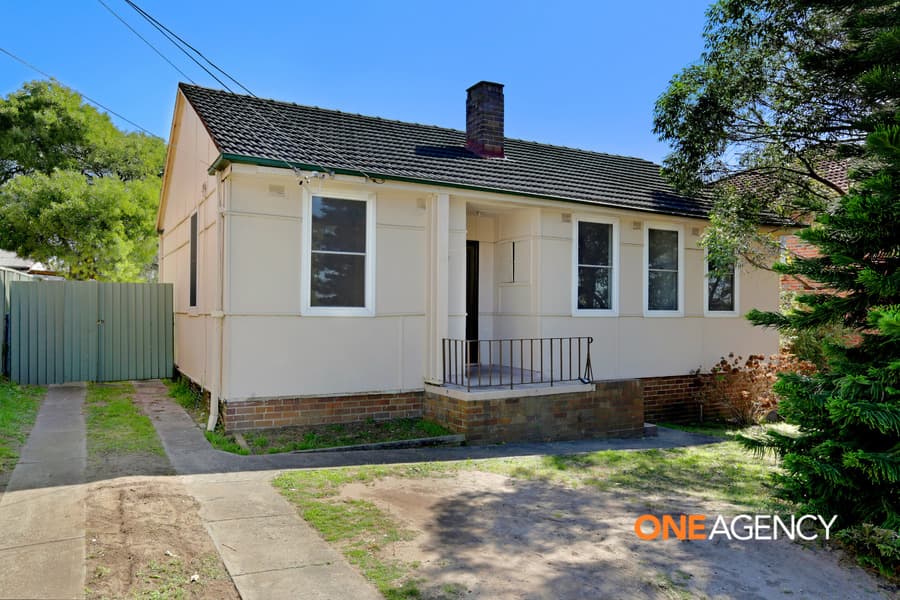 130 Davies Road, Padstow, Padstow - Image 1
