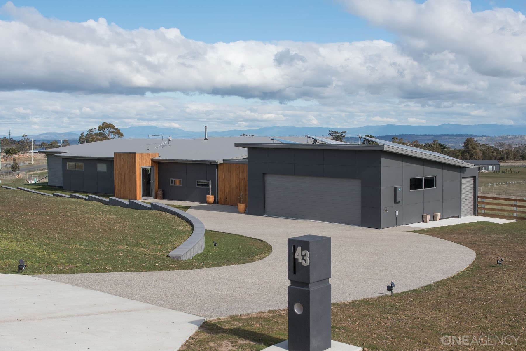43 White Gum Rise, St Leonards, St Leonards - Thumbnail 2