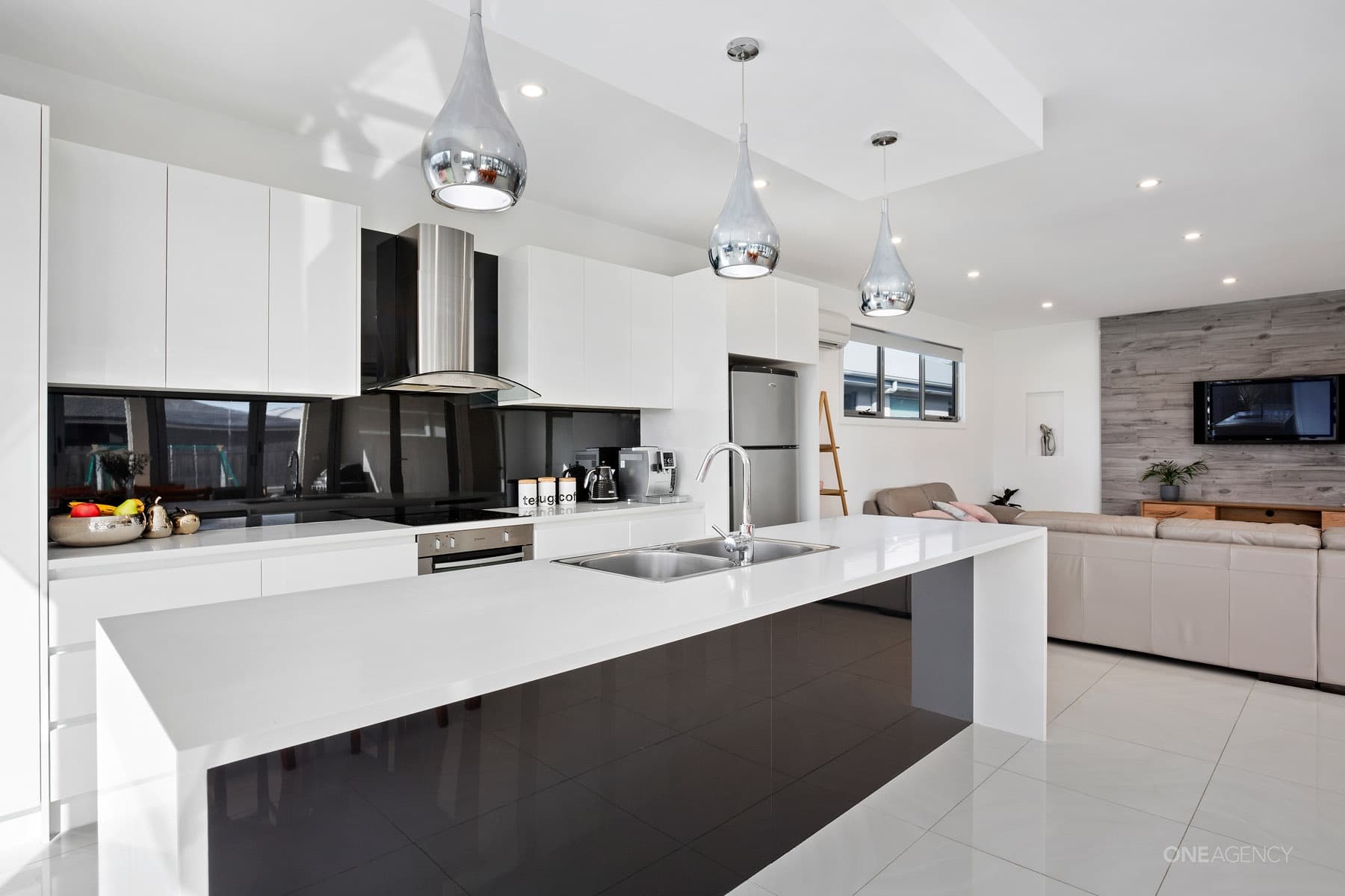 5 Gordon Place, Prospect Vale, Prospect Vale - Thumbnail 2