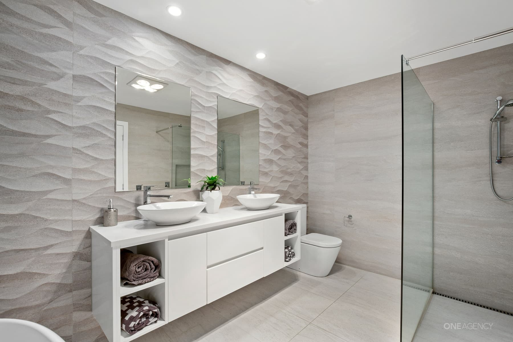 5 Gordon Place, Prospect Vale, Prospect Vale - Thumbnail 3