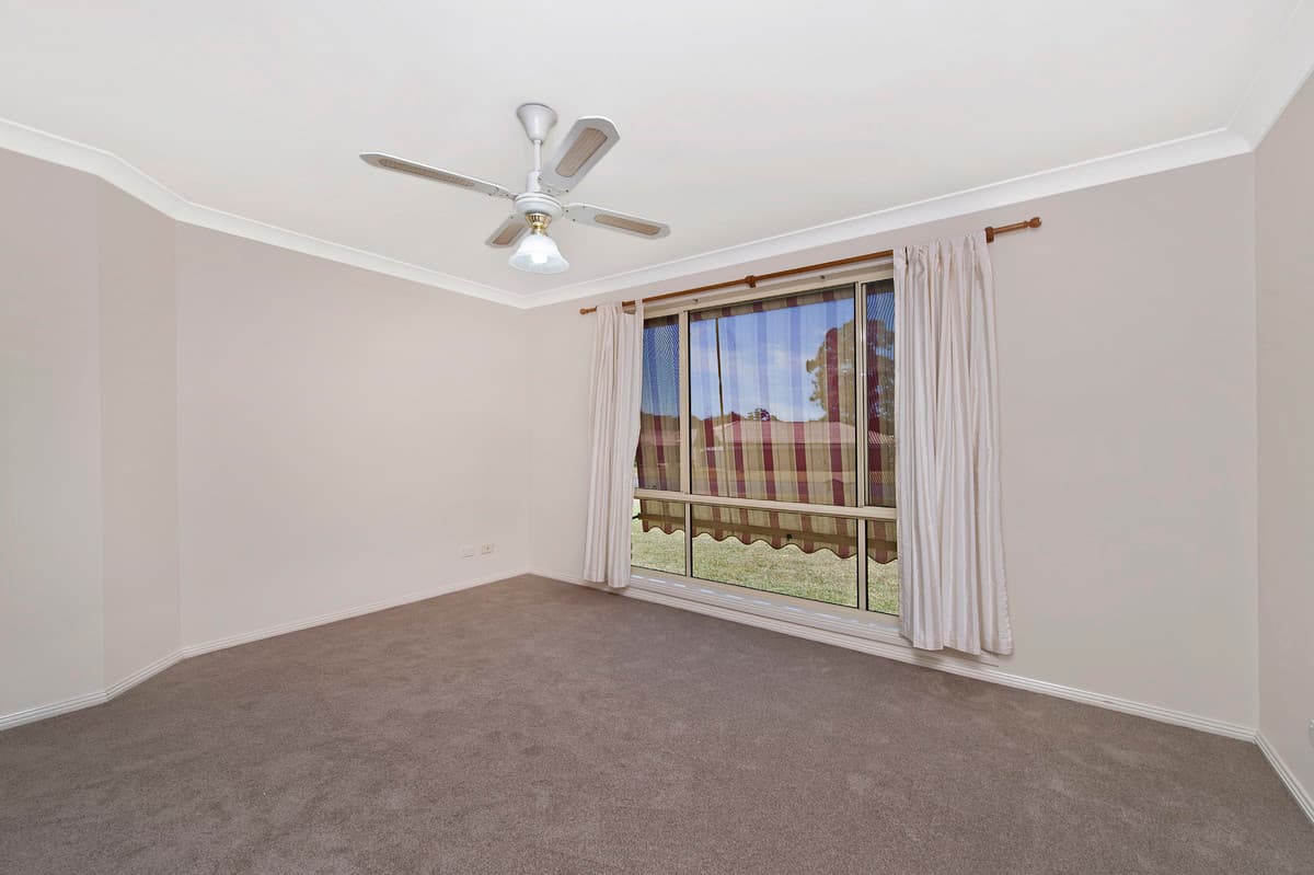 34 Casuarina Drive, Lakewood, Lakewood - Thumbnail 5