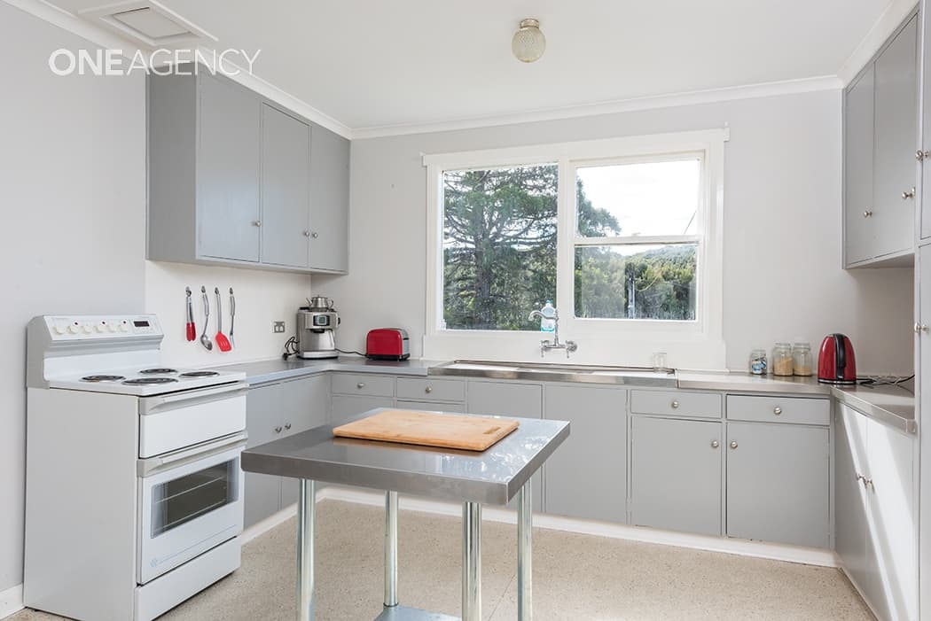 60 Counsel Street, Zeehan, Zeehan - Thumbnail 3