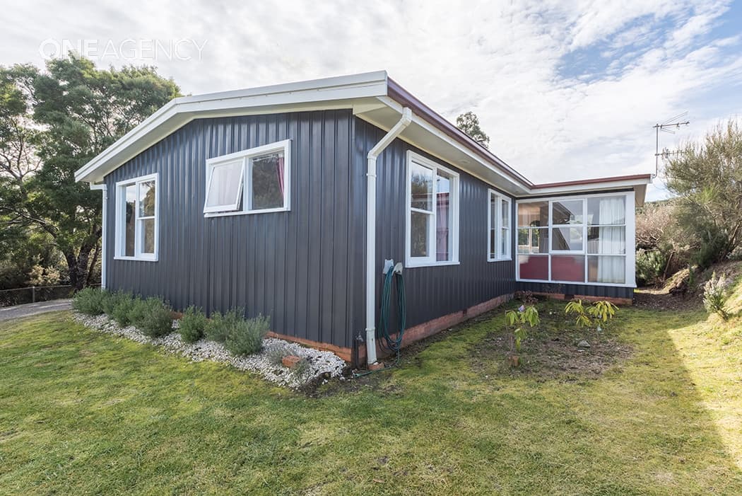 60 Counsel Street, Zeehan, Zeehan - Image 1