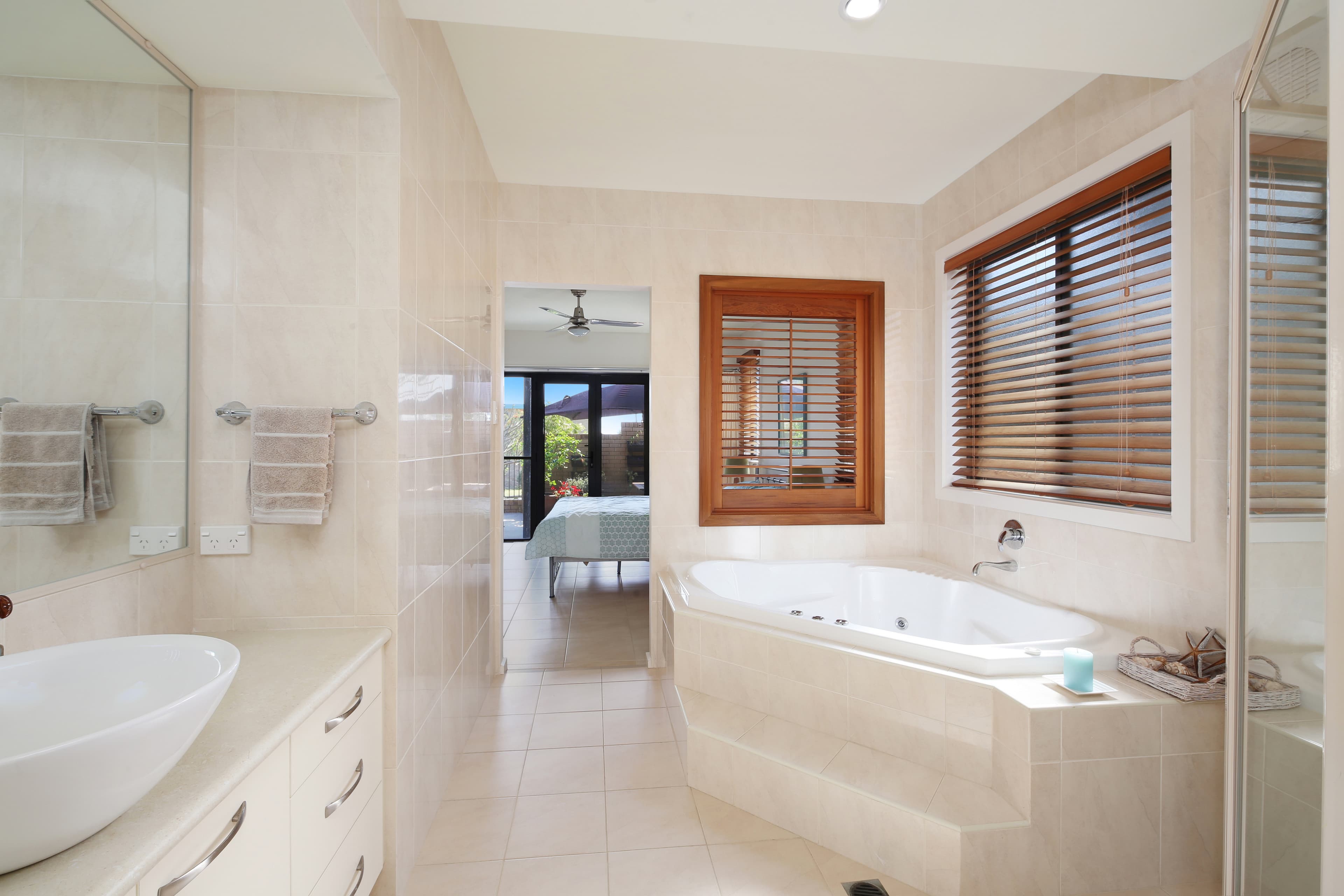 15 Bergalia Crescent, Camden Head, Camden Head - Thumbnail 7