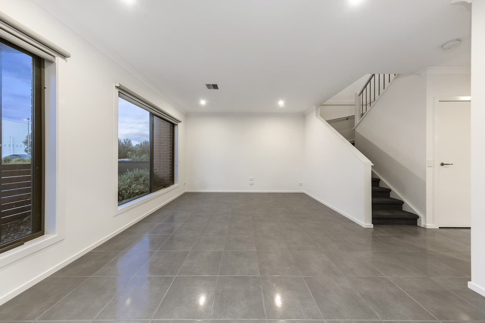 19 Gertrude Lane, Pakenham, Pakenham - Thumbnail 8