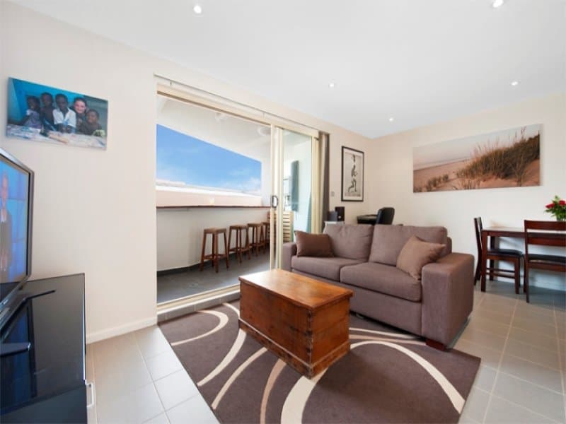 2/2 Lagoon Street, Narrabeen, Narrabeen - Image 1