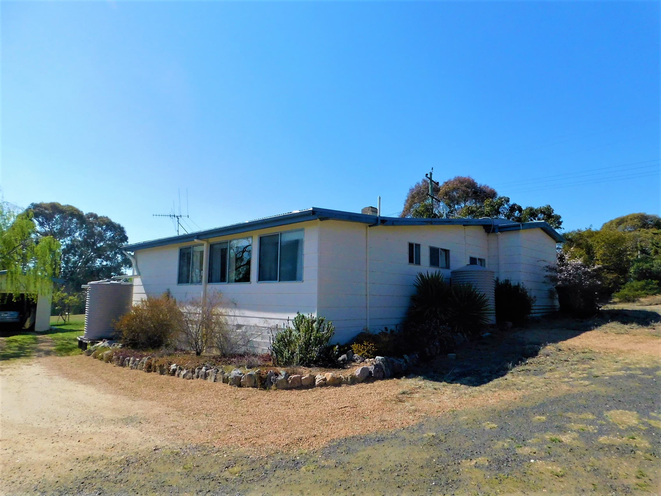 12 Gunningrach Road, Bombala, Bombala - Thumbnail 3