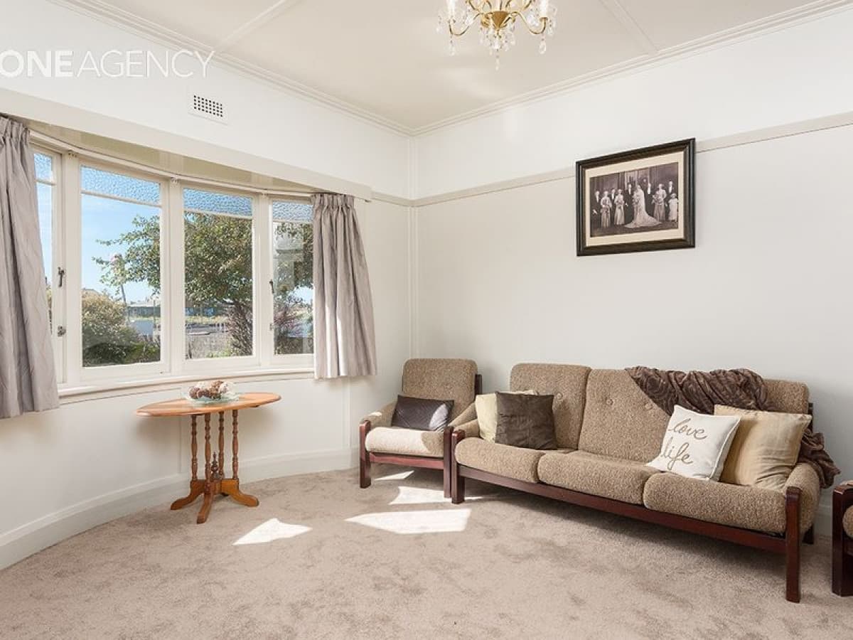 206 Mount Street, Upper Burnie, Upper Burnie - Thumbnail 3