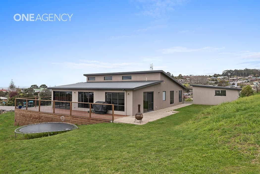 56 Coroneagh Street, Penguin, Penguin - Image 1