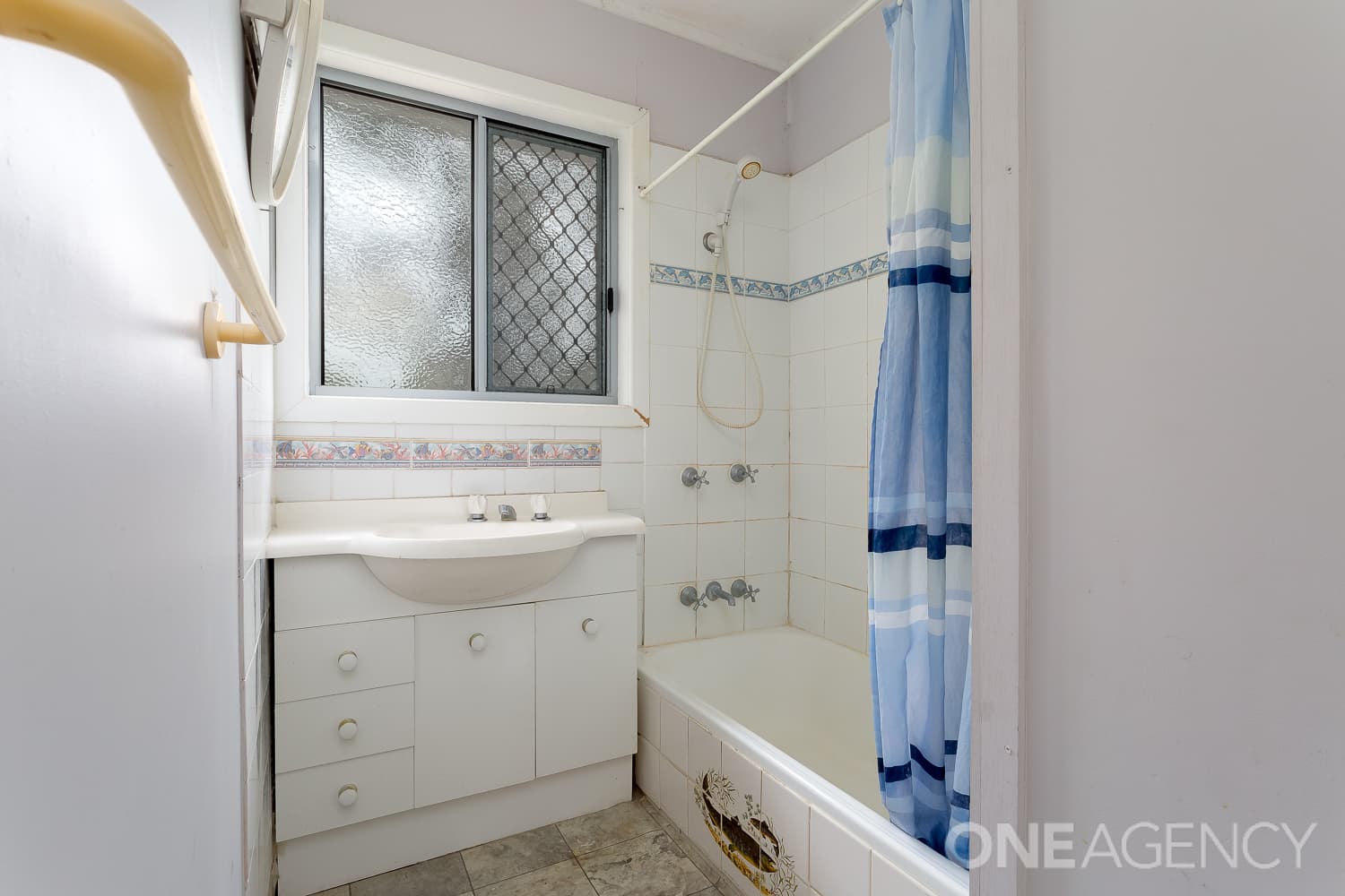 37 Grace Street, Scarborough, Scarborough - Thumbnail 8