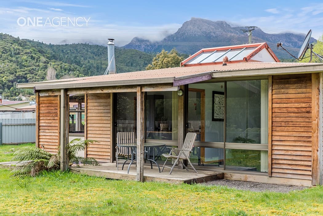 125 Esplanade, Queenstown, Queenstown - Image 1