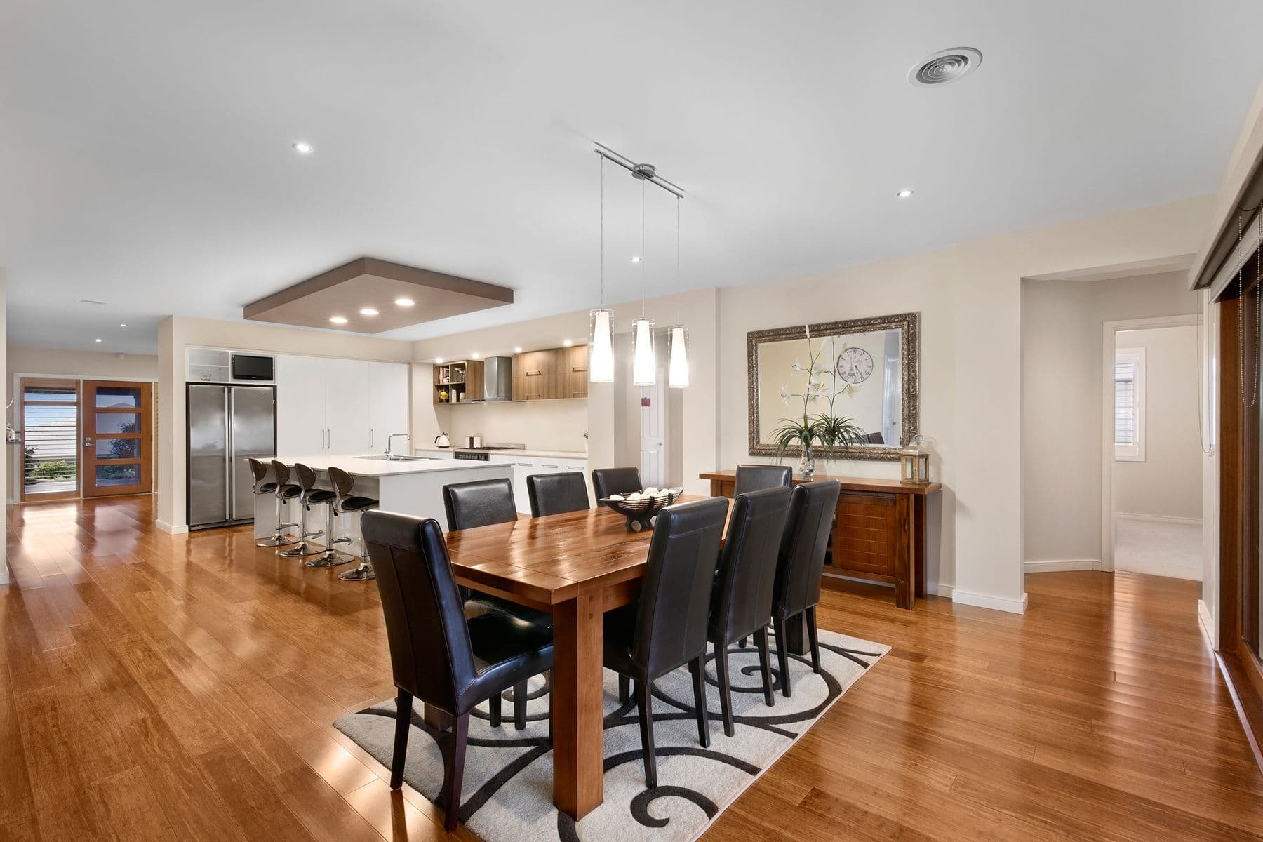 8 Fentonhill Parade, Sunbury, Sunbury - Thumbnail 4