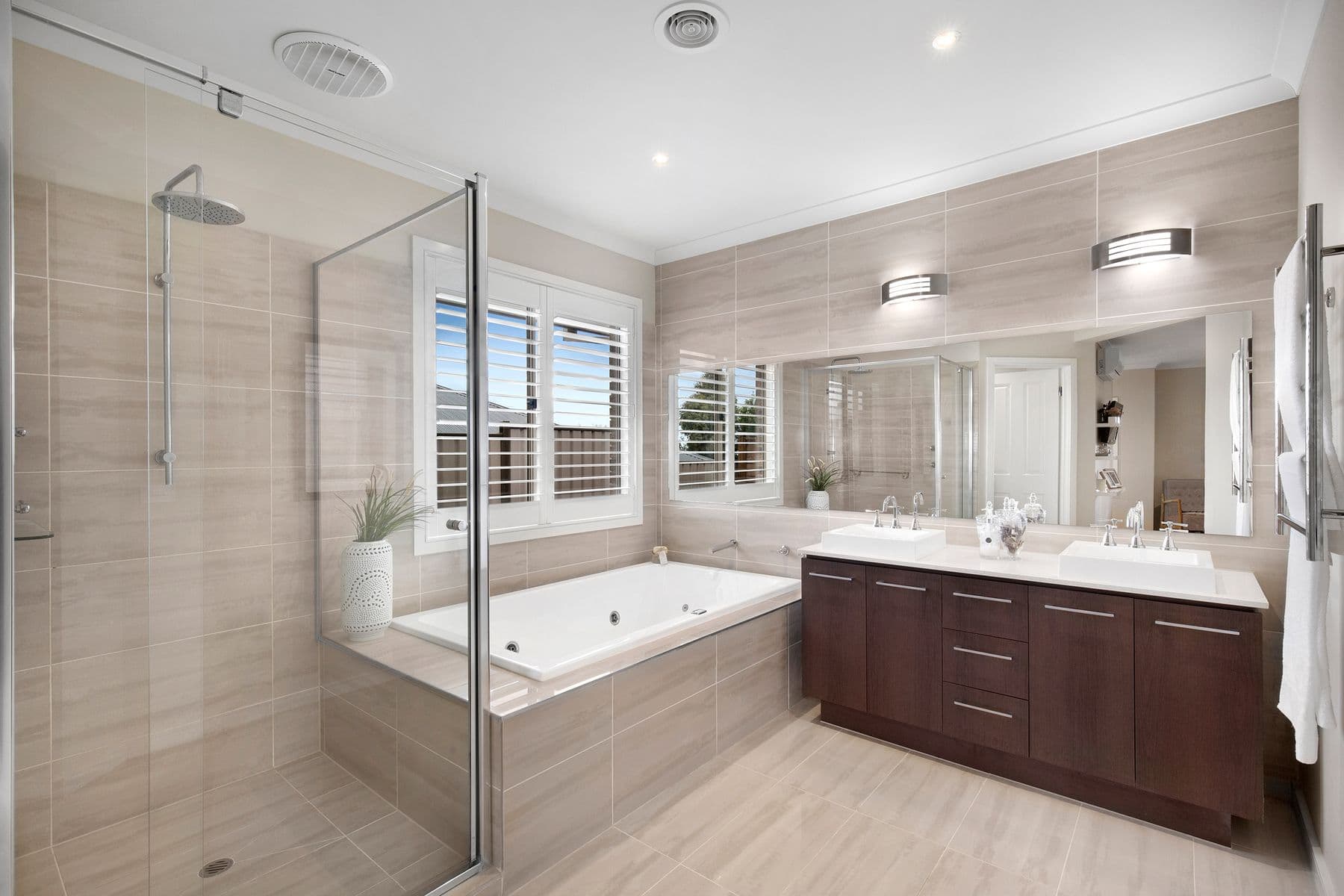 8 Fentonhill Parade, Sunbury, Sunbury - Thumbnail 8