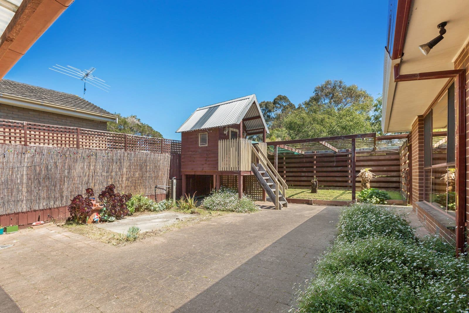 17 Karina Street, Mornington, Mornington - Thumbnail 5