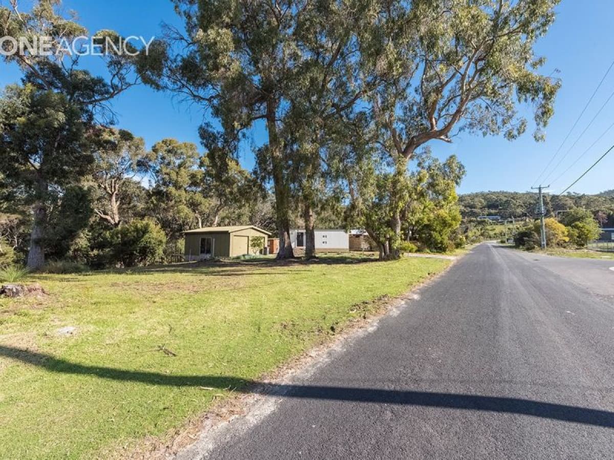 21 Banksia Avenue, Sisters Beach, Sisters Beach - Thumbnail 4