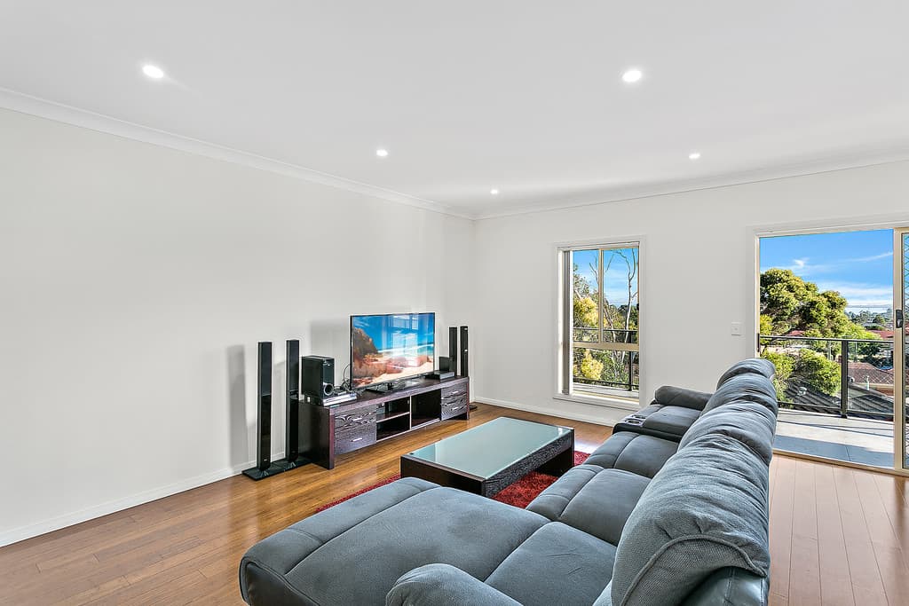 22 Imperial Drive, Berkeley, Emu Heights - Thumbnail 3