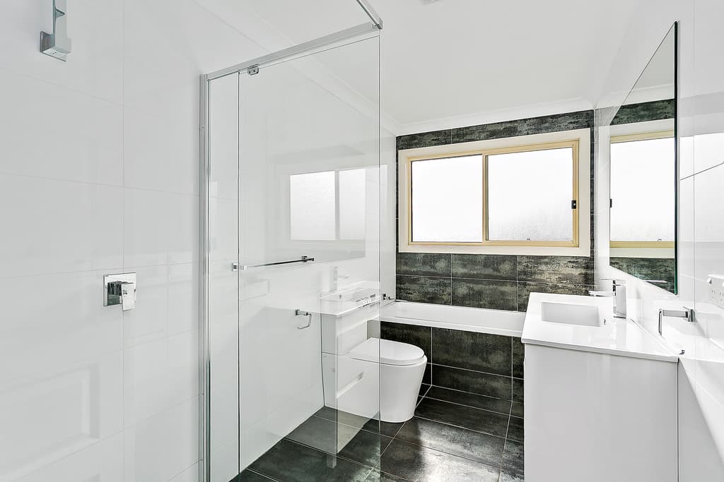 22 Imperial Drive, Berkeley, Emu Heights - Thumbnail 4