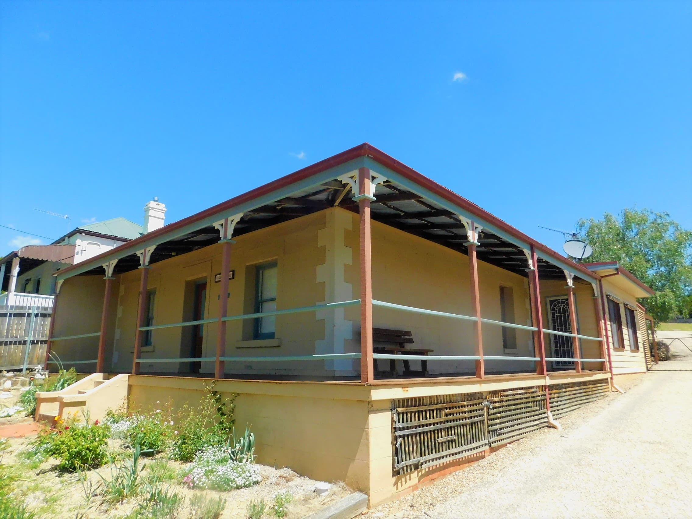 14 Cromwell Street, Cooma, Cooma - Thumbnail 2